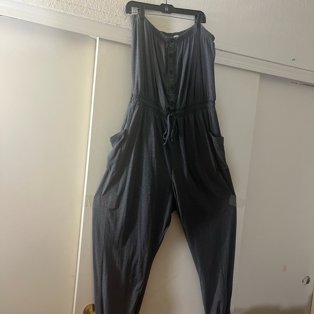 205 Collins Charcoal Gray strapless Jumpsuit Size 3X